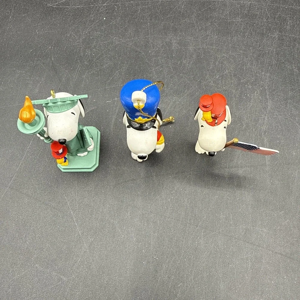Hallmark snoopy patriotic